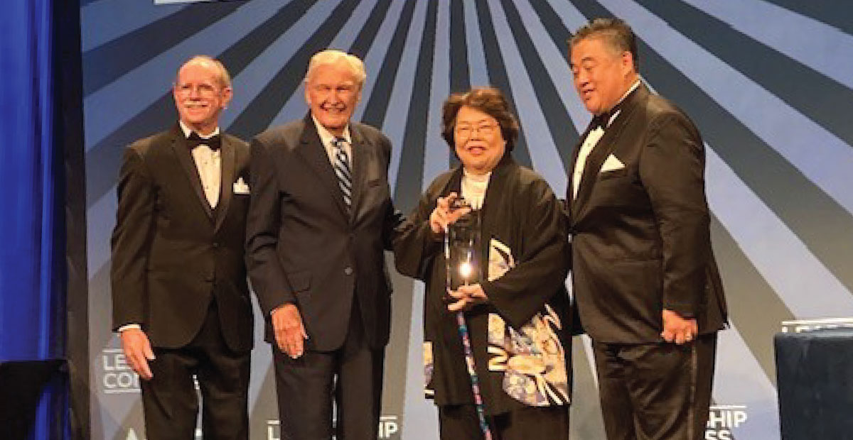 Deborah Ikeda Receives National ACCT Trustee Leadership Award